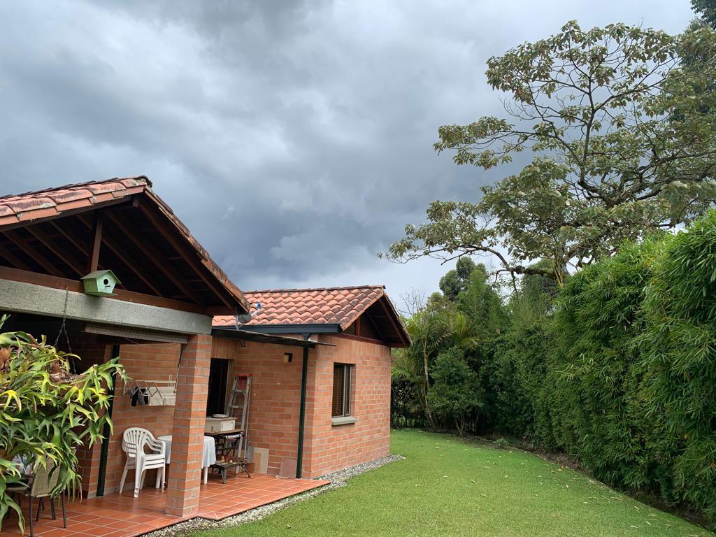 Acogedora Casa Campestre El Retiro 3 BR