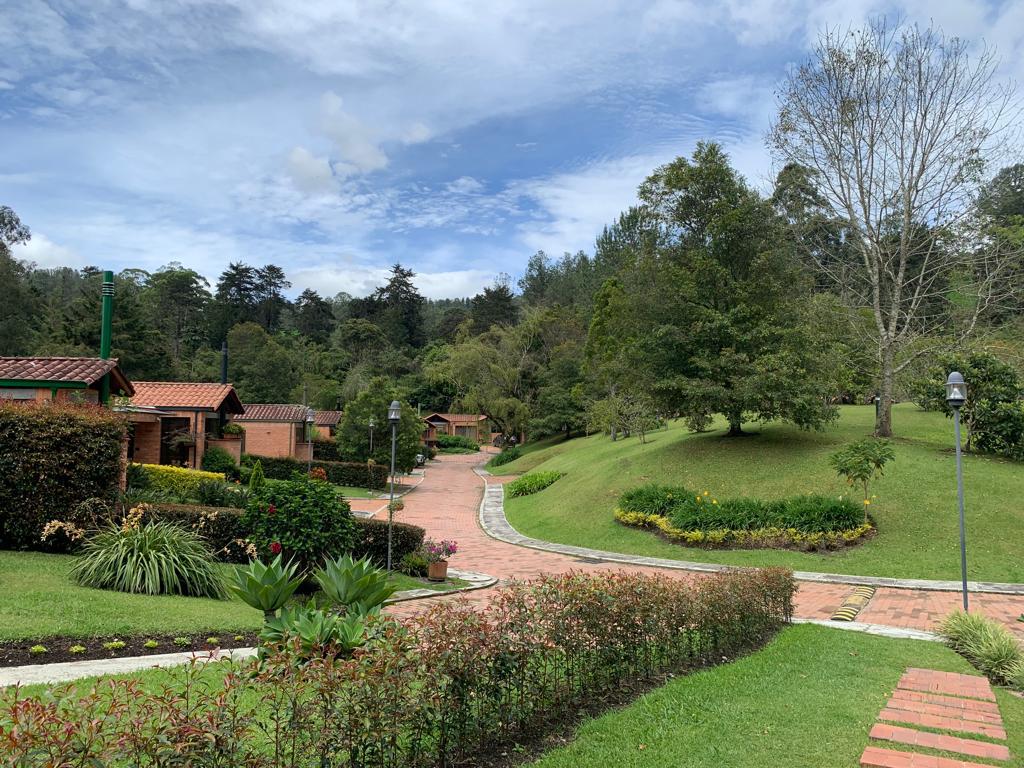 Acogedora Casa Campestre El Retiro 3 BR