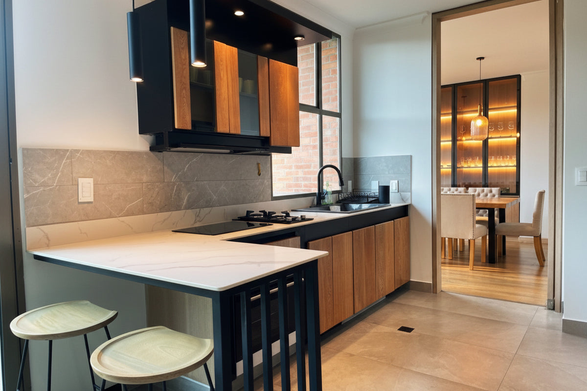 Apartamento 2 BR Sector Poblado Alto con vista panorámica + 1 BR de servicio |RENTADO|
