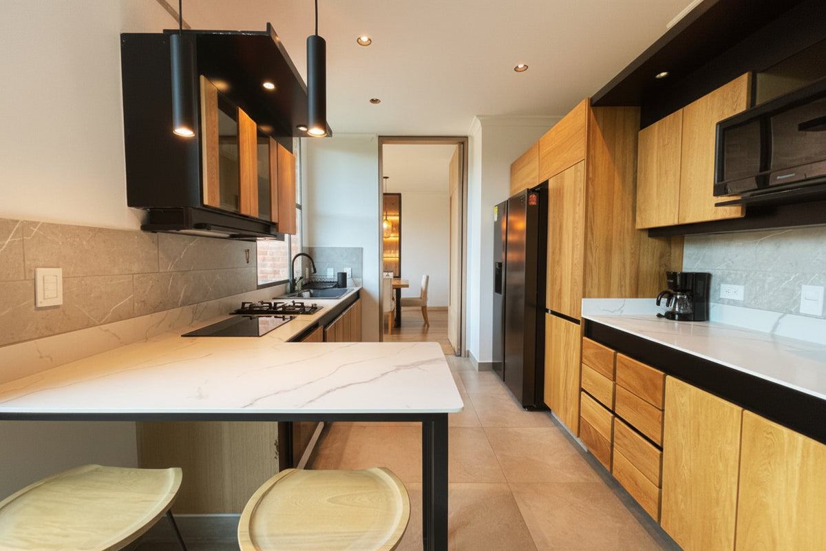 Apartamento 2 BR Sector Poblado Alto con vista panorámica + 1 BR de servicio |RENTADO|