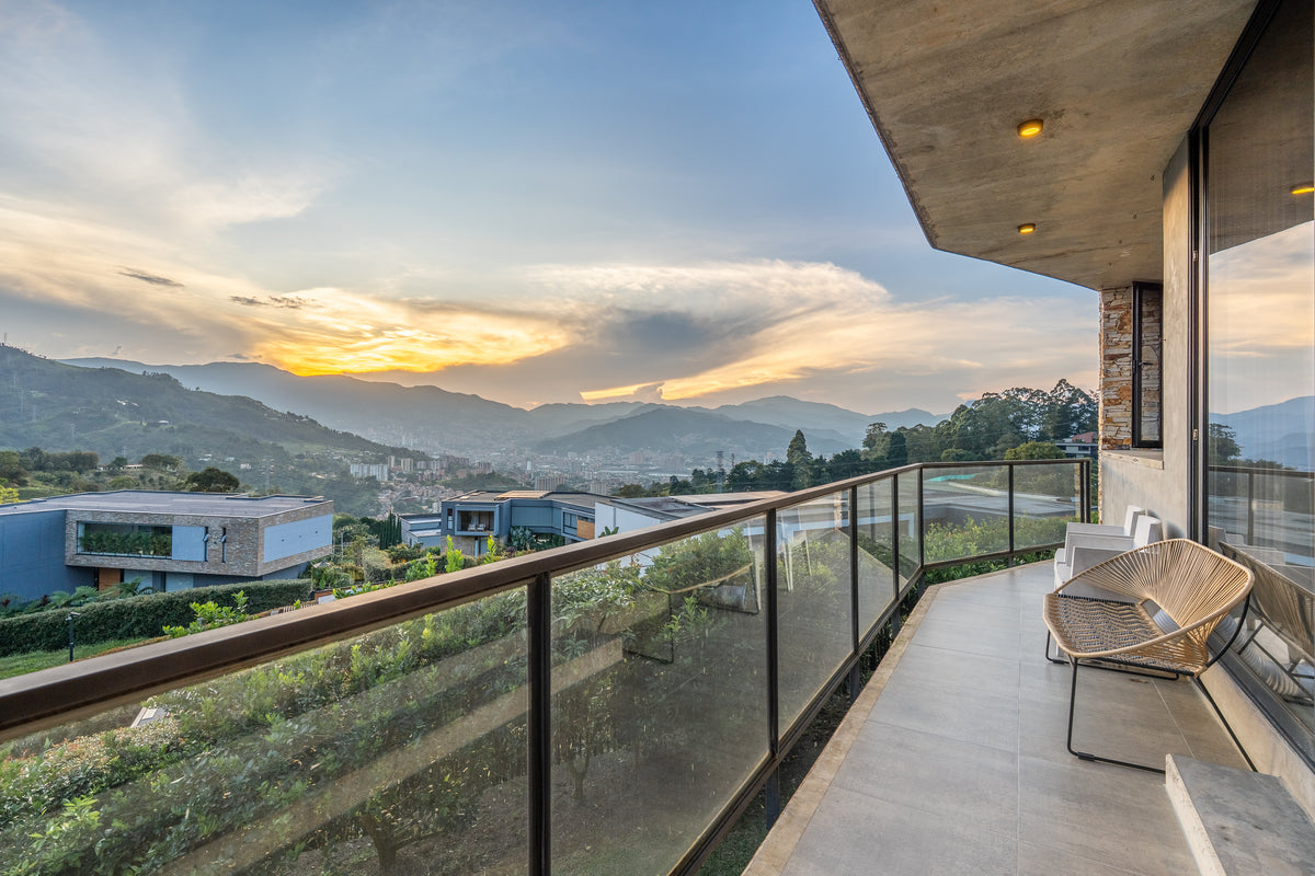 Casa en Loma del Escobero con vista a la montaña y jacuzzi