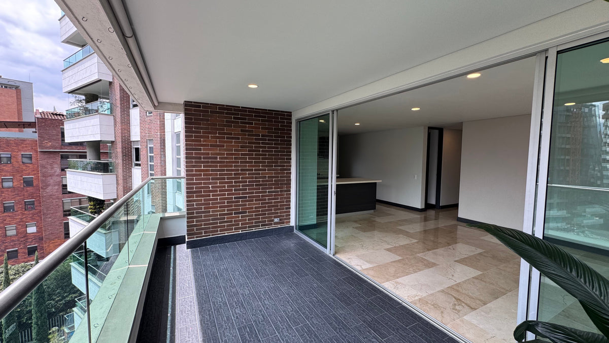 Apartamento en Castropol, El Poblado – Comodidad, Vista Espectacular y Ubicación Estratégica