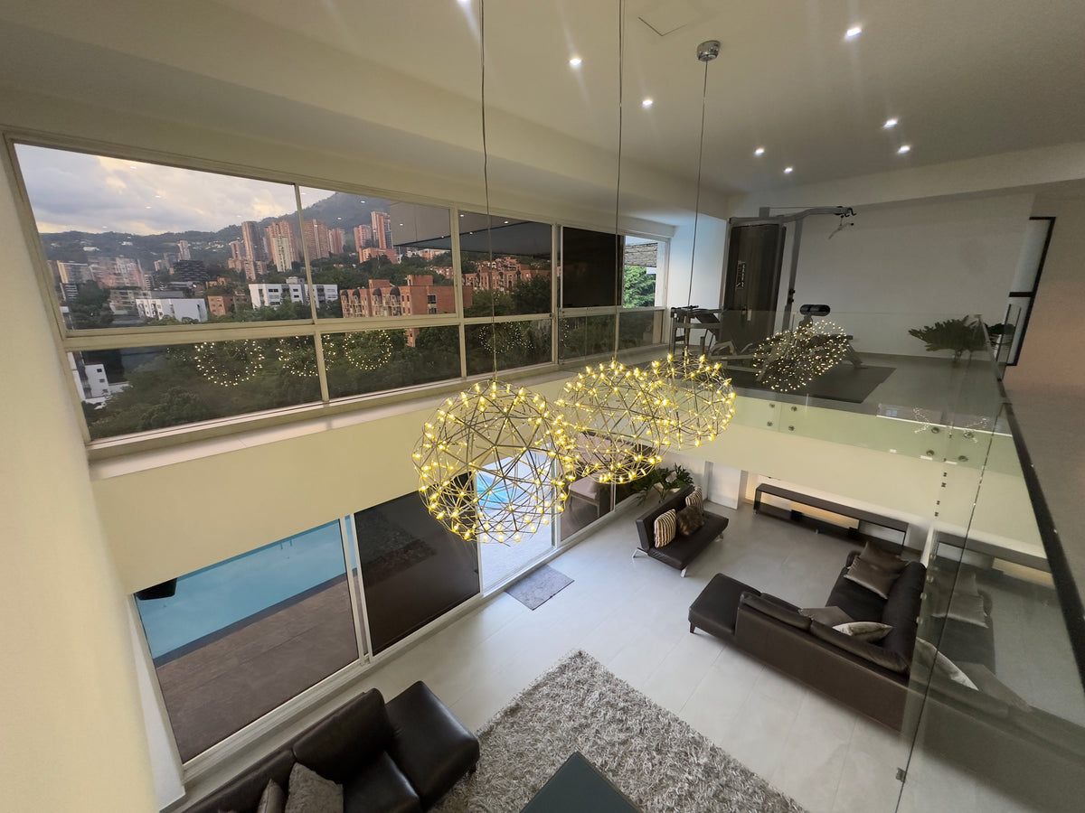 Apartamento Duplex sector Los Balsos con piscina privada 4 BR