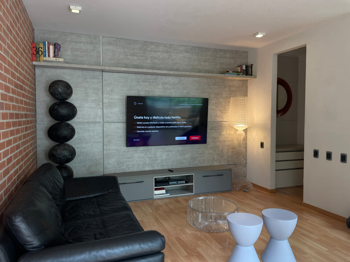 Acogedor Penthouse Duplex en Provenza con Estilo Contemporáneo 1 BR