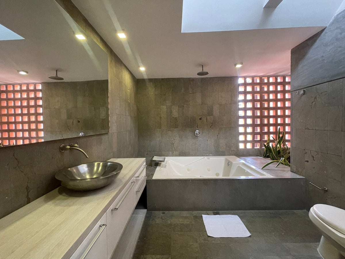 Acogedor Penthouse Duplex en Provenza con Estilo Contemporáneo 1 BR