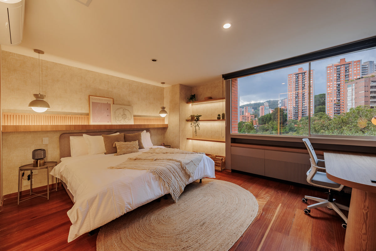 Apartamento en Provenza parte tranquila con aire acondicionado y diseño 3 BR