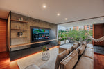 Apartamento amoblado en Provenza, El Poblado, con balcón tipo terraza y 3 habitaciones