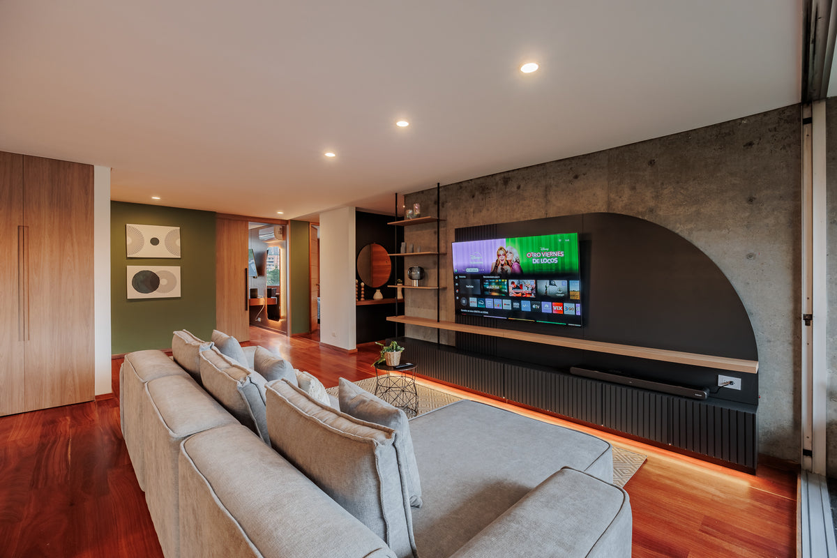 Apartamento amoblado en Provenza, El Poblado, con balcón tipo terraza y 3 habitaciones