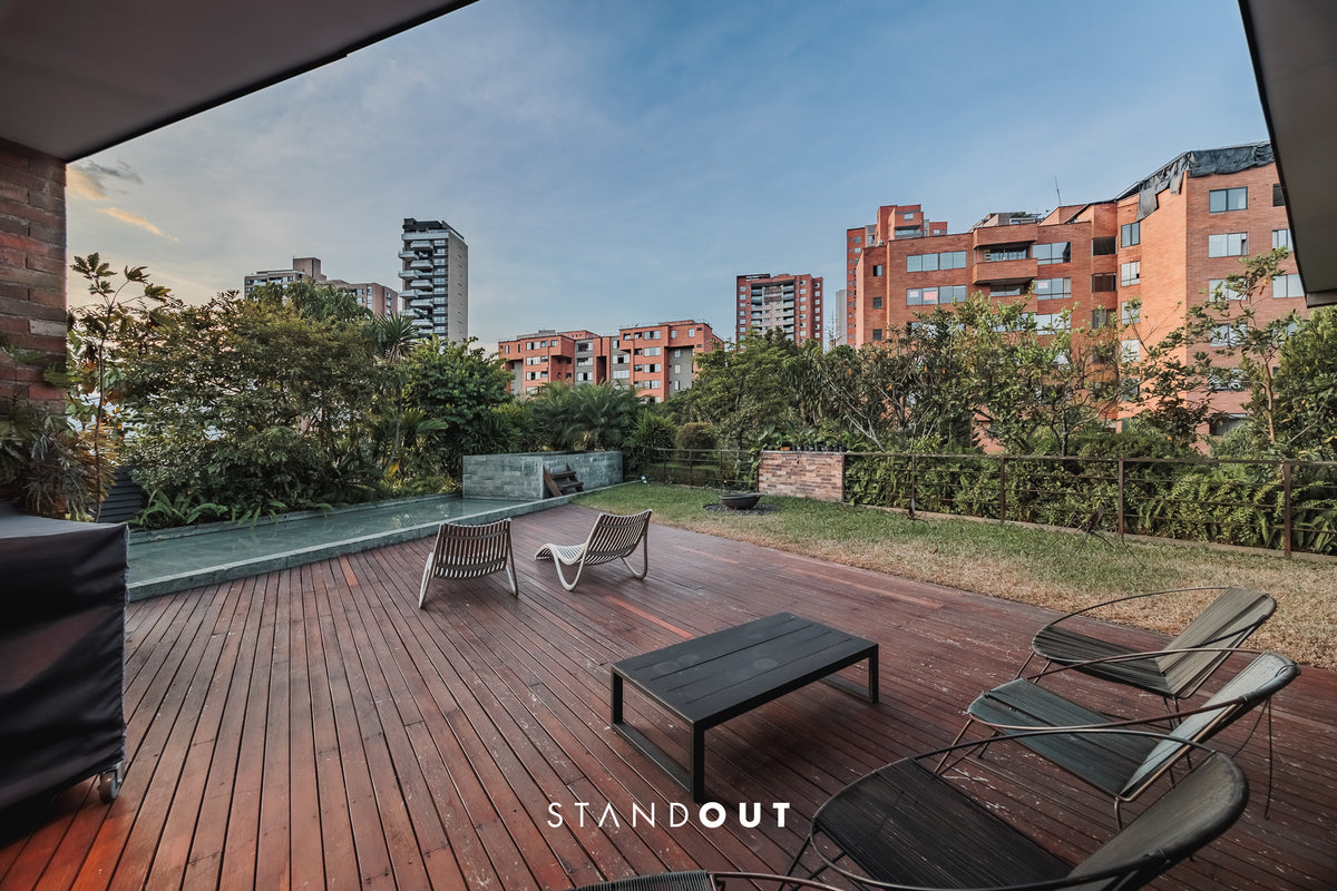 Penthouse Dúplex Sector Provenza 3 BR con Terraza y Jacuzzi