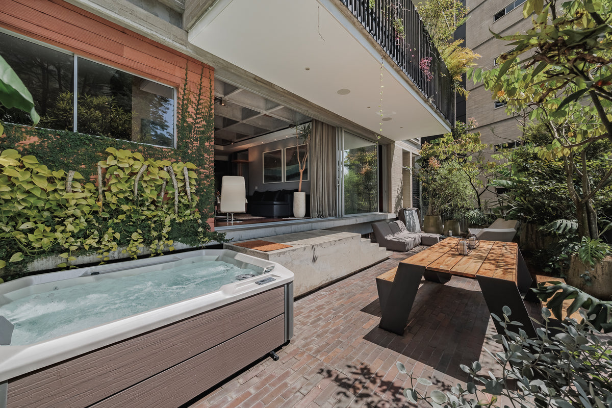 Apartamento 1BR con Terraza y Jacuzzi en Las Lomas, a 5 Min de Provenza