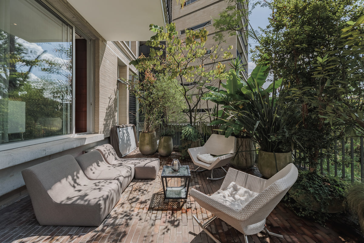 Apartamento 1BR con Terraza y Jacuzzi en Las Lomas, a 5 Min de Provenza