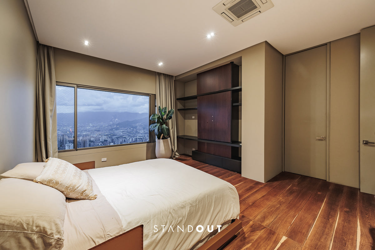 Penthouse con la mejor vista de Medellín con terrazas & A/C 3 BR