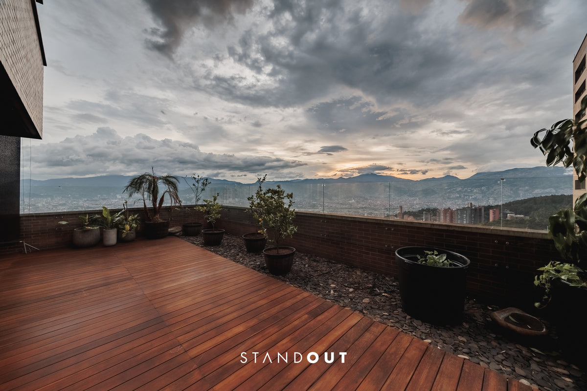 Penthouse con la mejor vista de Medellín con terrazas & A/C 3 BR