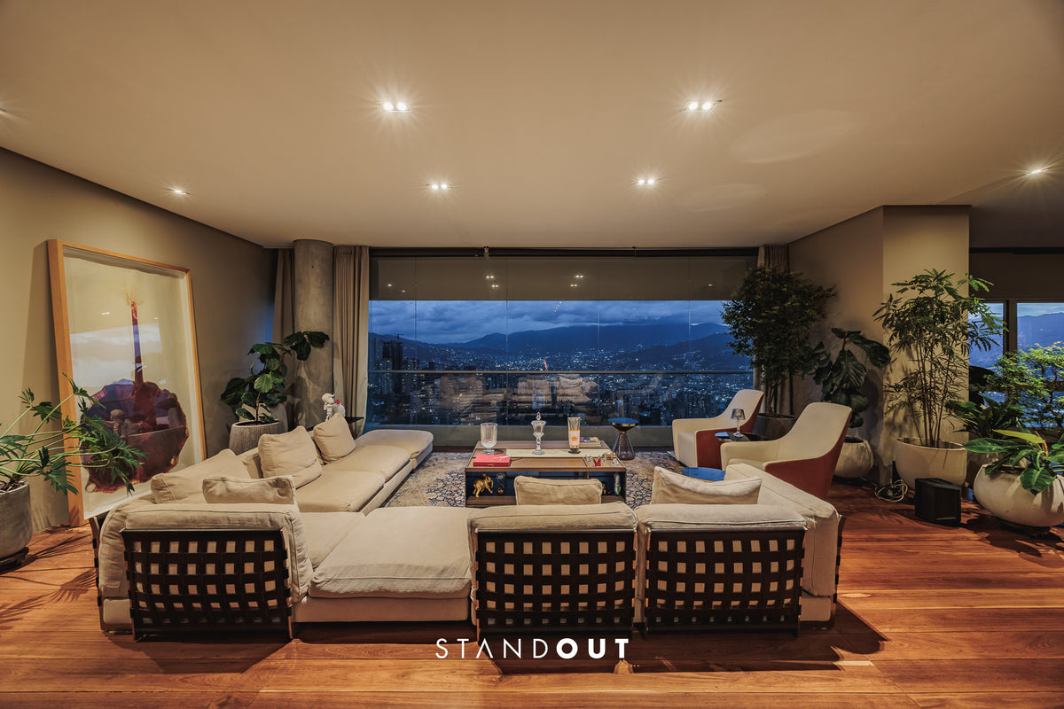 Penthouse con la mejor vista de Medellín con terrazas & A/C 3 BR