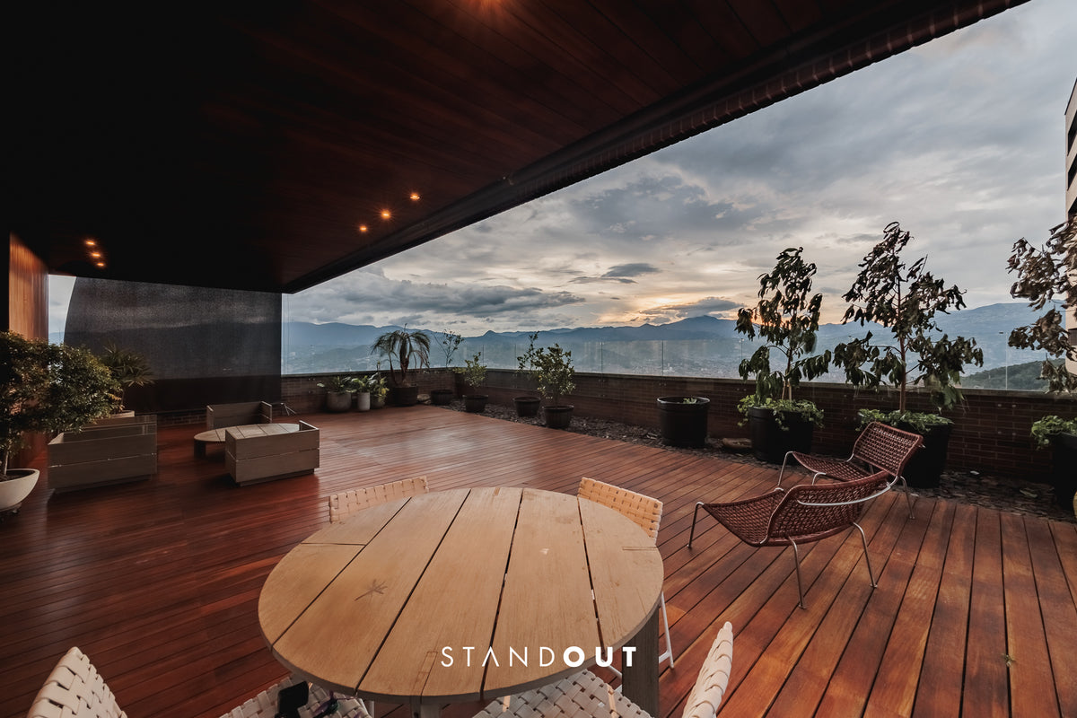 Penthouse con la mejor vista de Medellín con terrazas & A/C 3 BR