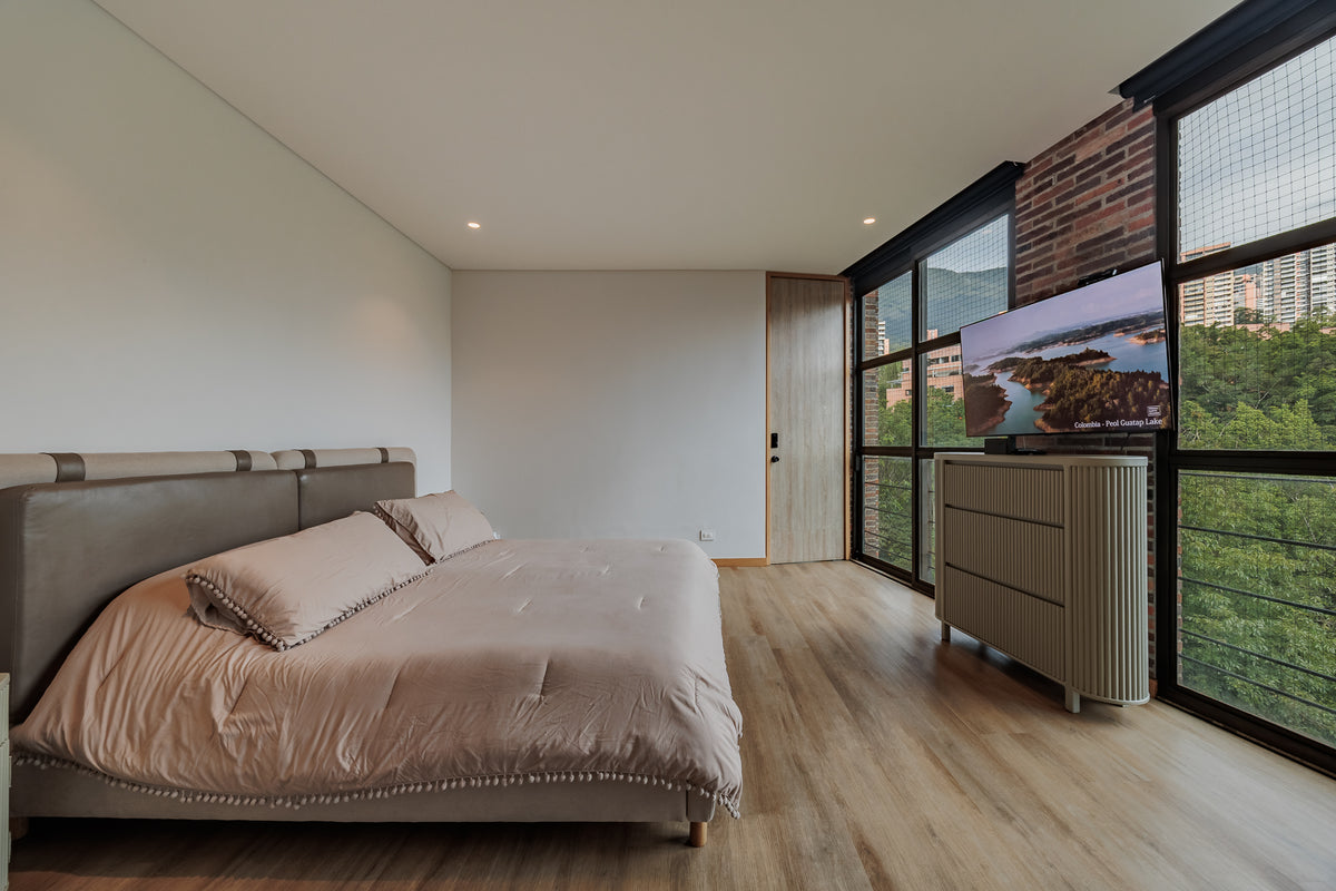 Apartamento de Diseño con Vista Verde en Las Lomas 3 BR