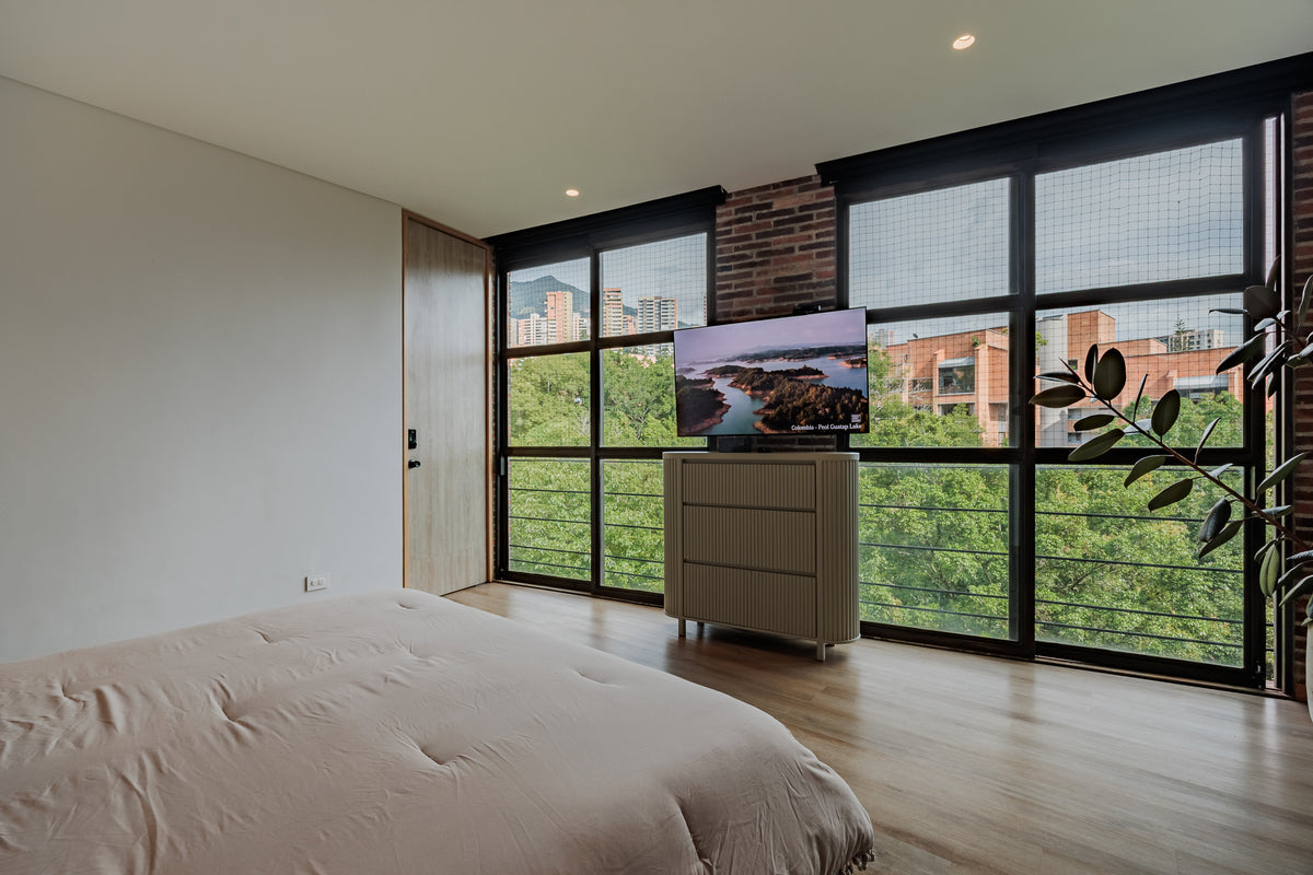 Apartamento de Diseño con Vista Verde en Las Lomas 3 BR