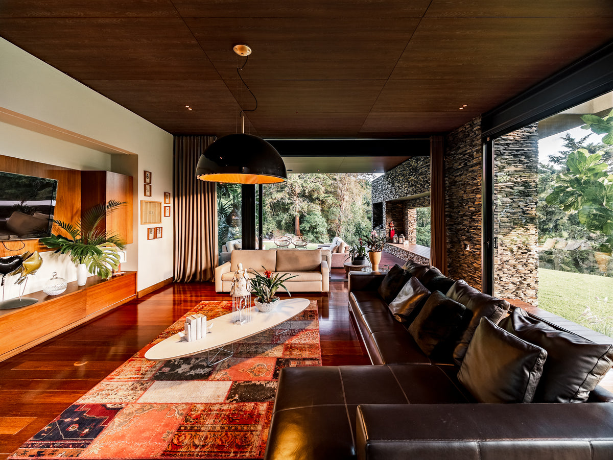 Casa con Lote independiente en Condominio Privado en el Poblado| 8.900 m² de Lote