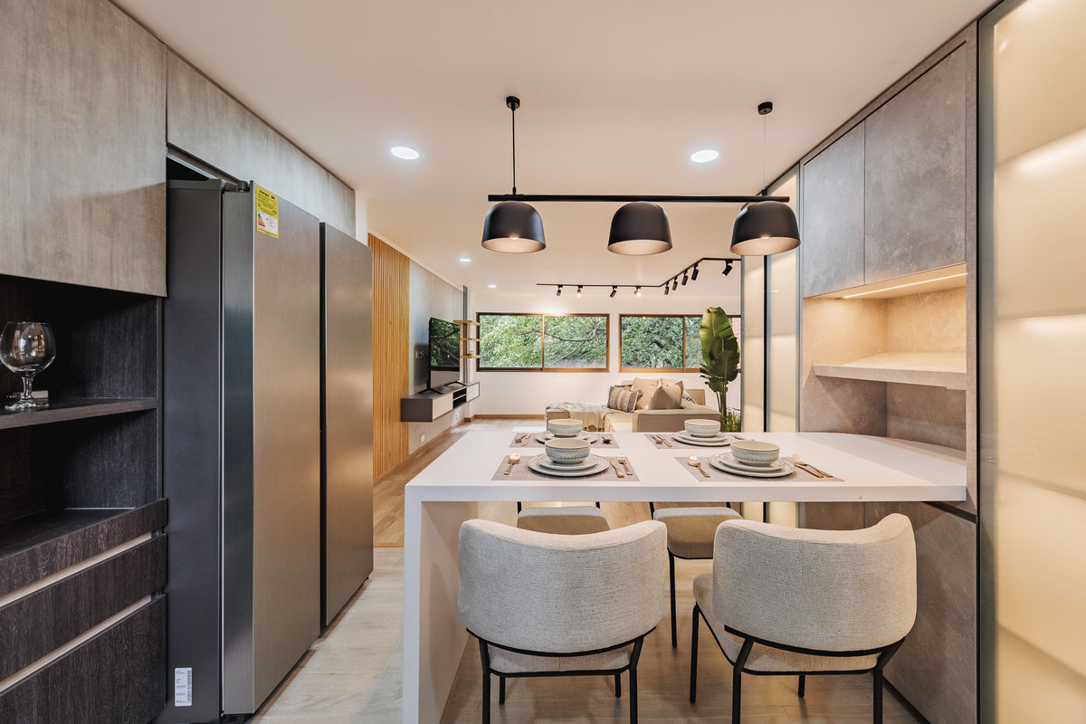 Apartamento Moderno con vista verde & A/C Sector Milla de Oro