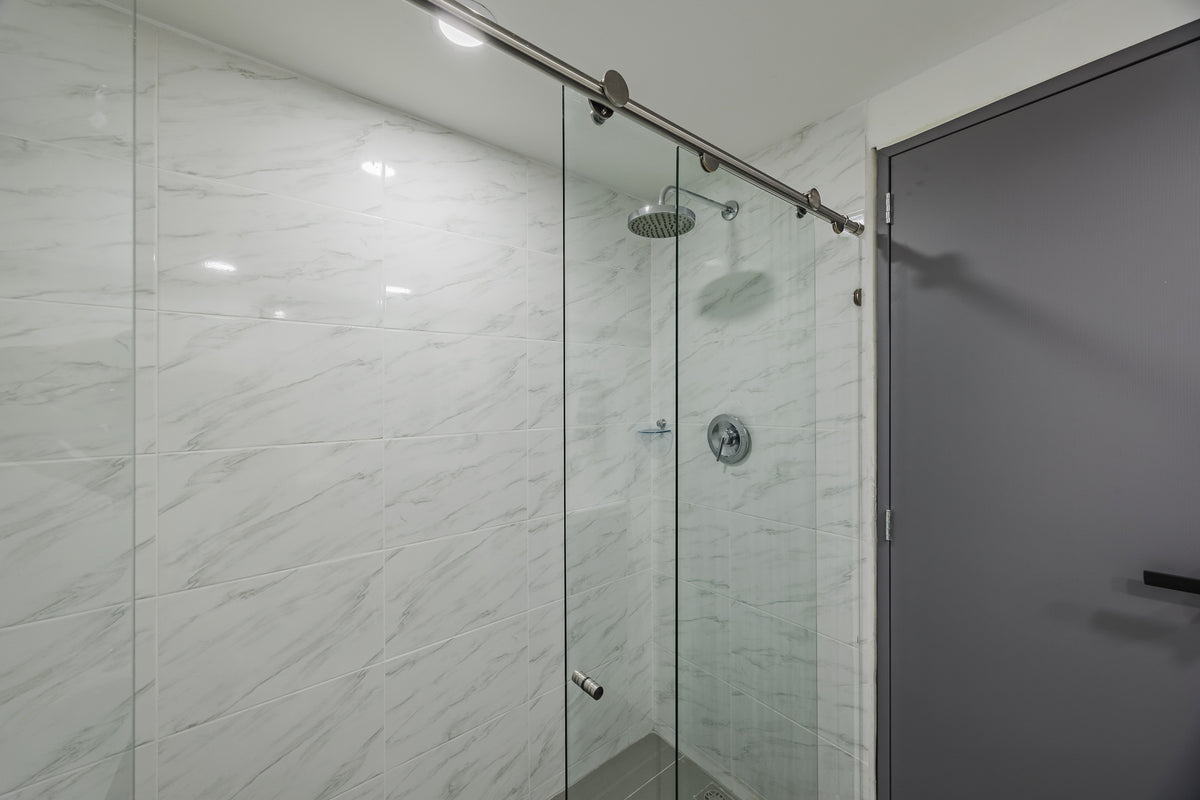 Apartamento Moderno con vista verde & A/C Sector Milla de Oro