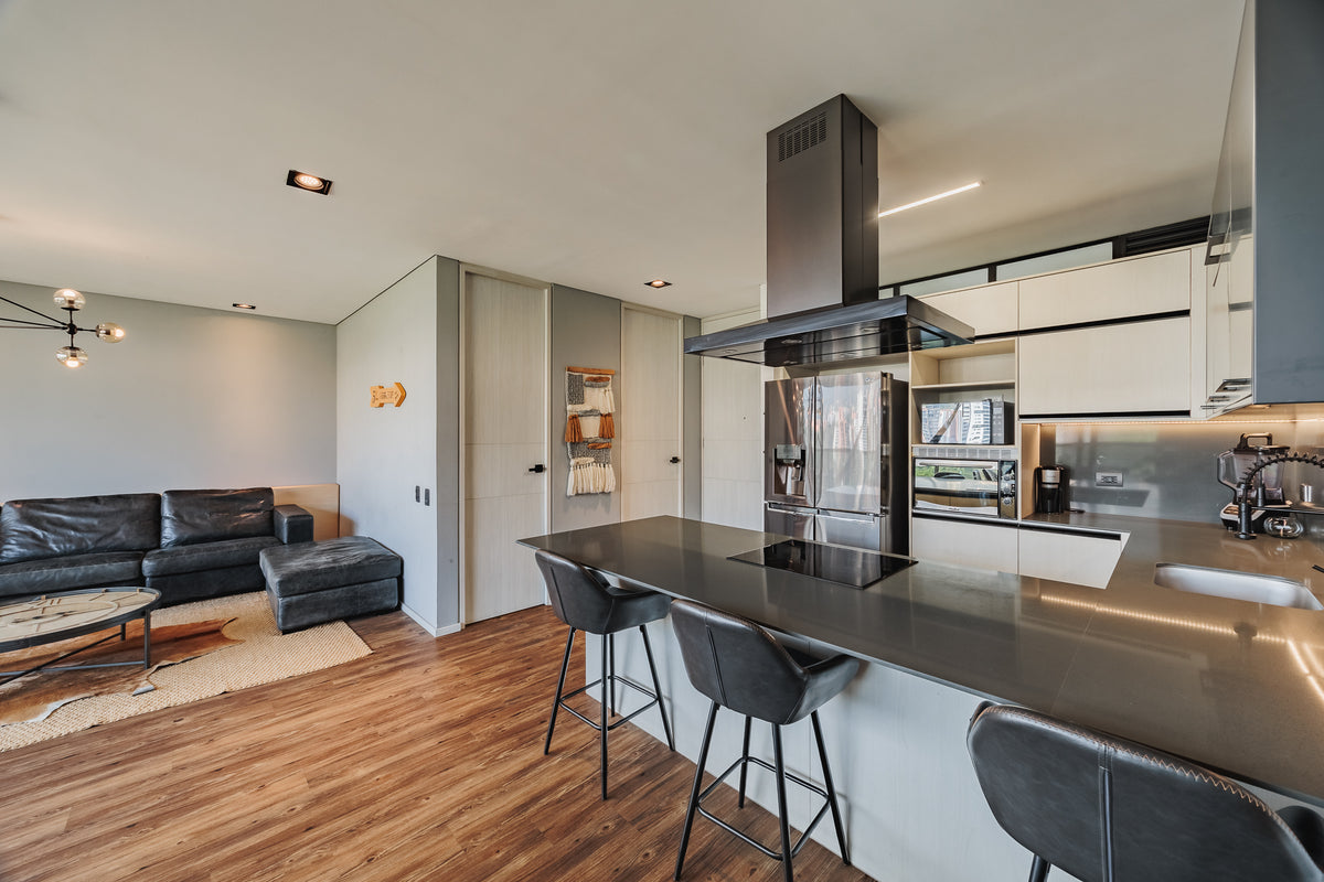 Amplio Apartamento con A/C & Balcón con vista Panorámica Sector Milla de Oro 1 BR