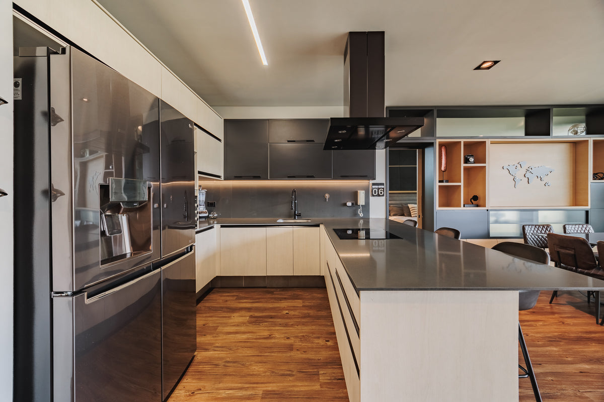 Amplio Apartamento con A/C & Balcón con vista Panorámica Sector Milla de Oro 1 BR