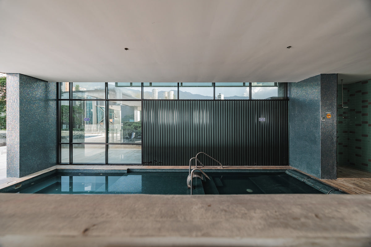 Amplio Apartamento con A/C & Balcón con vista Panorámica Sector Milla de Oro 1 BR