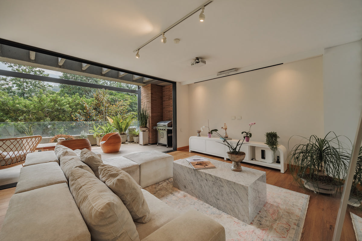 Apartamento Boutique 3BR con Terraza en Club Campestre – Diseño y Exclusividad en El Poblado