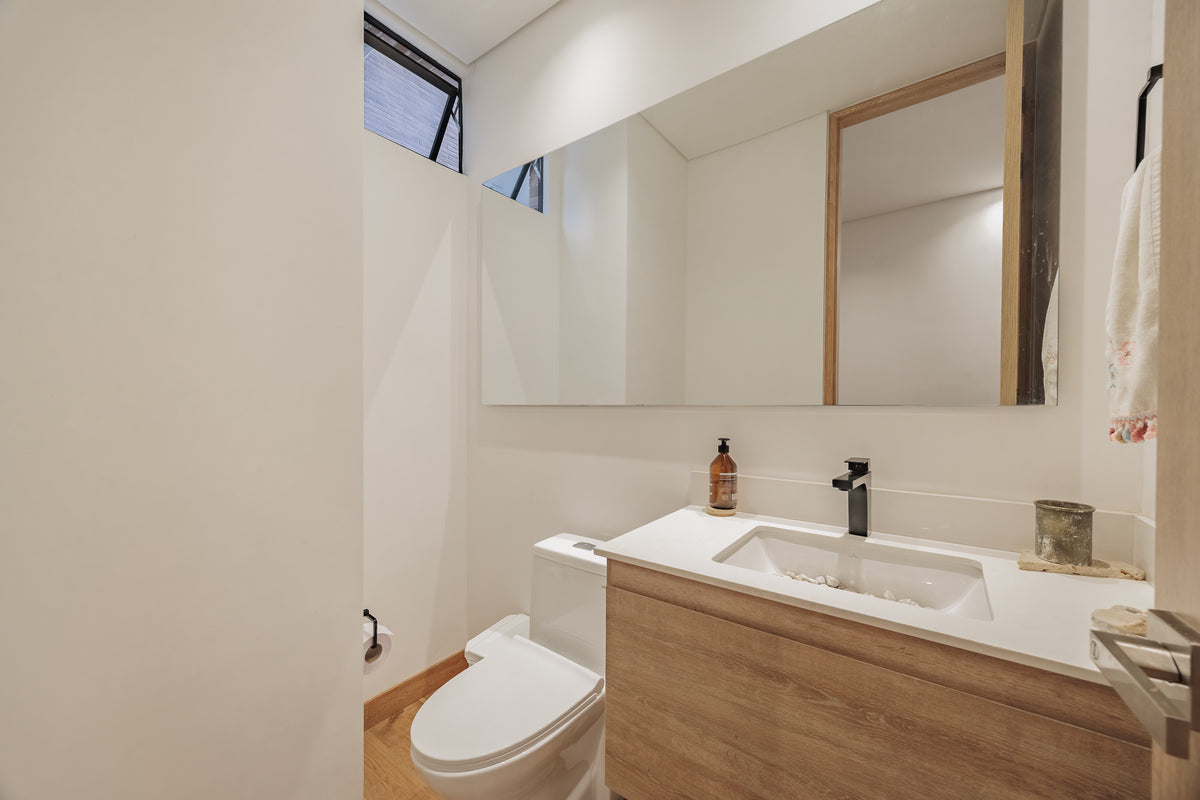 Apartamento Boutique 3BR con Terraza en Club Campestre – Diseño y Exclusividad en El Poblado