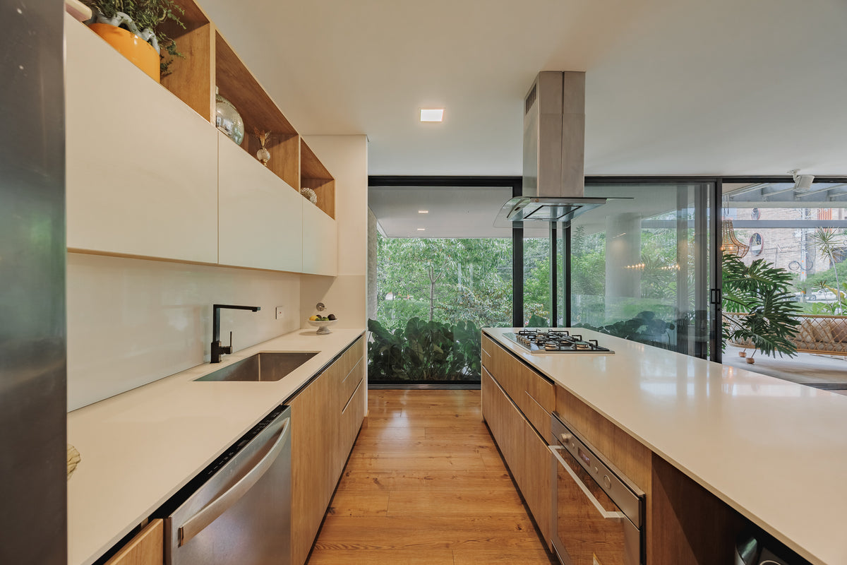 Apartamento Boutique 3BR con Terraza en Club Campestre – Diseño y Exclusividad en El Poblado