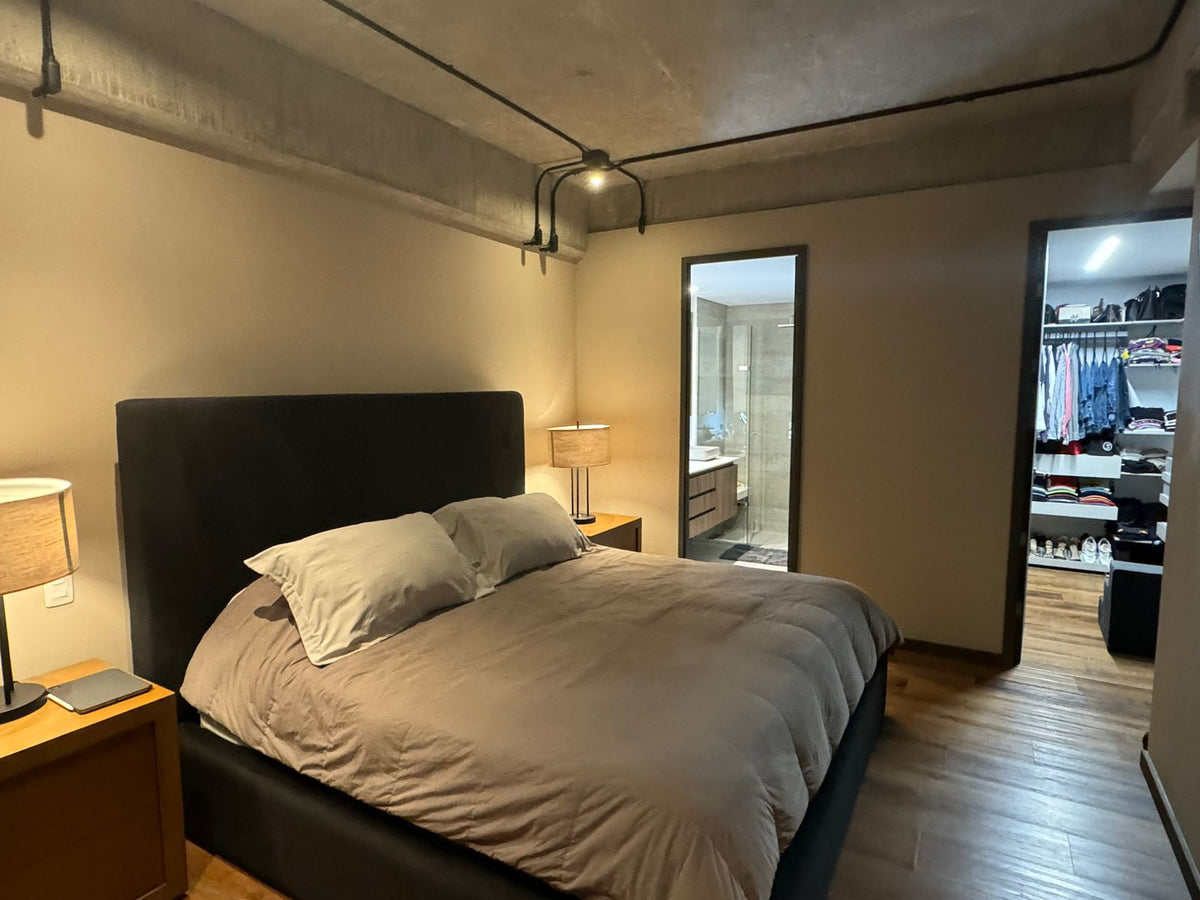 Penthouse Exclusivo con Terraza y Jacuzzi 1 BR Sector Loma de los Parra