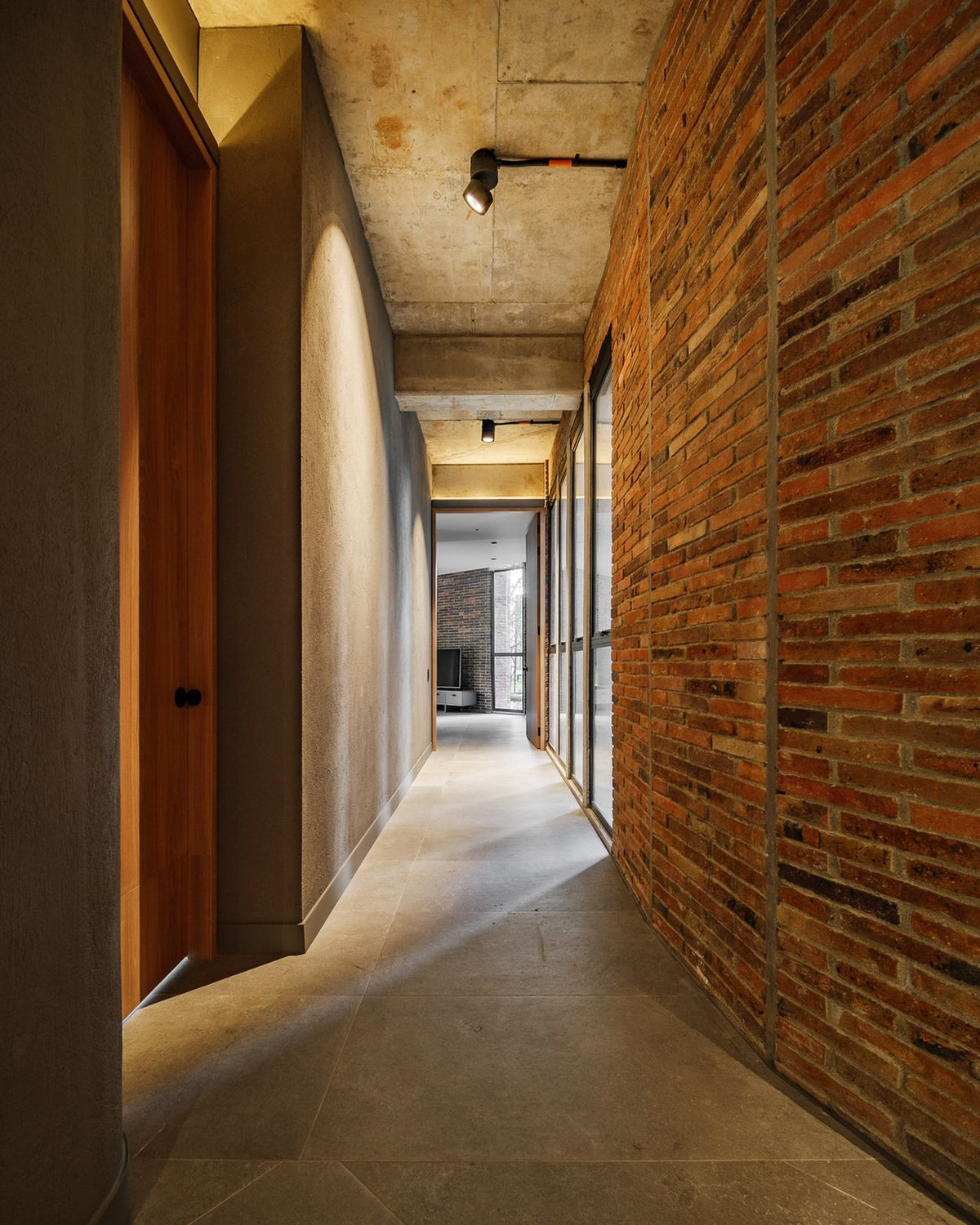 Apartamento moderno en edificio boutique Sector Loma del Tesoro |RENTADO|