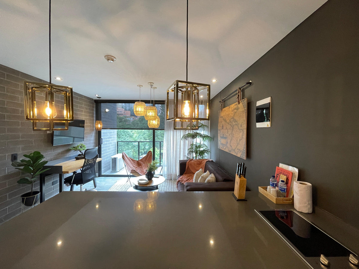 Apartamento Amoblado en Las Lomas, El Poblado – Ideal para Inversión en Rentas Cortas