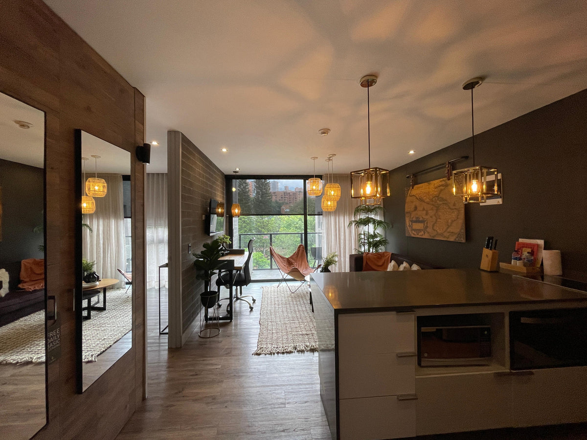 Apartamento Amoblado en Las Lomas, El Poblado – Ideal para Inversión en Rentas Cortas