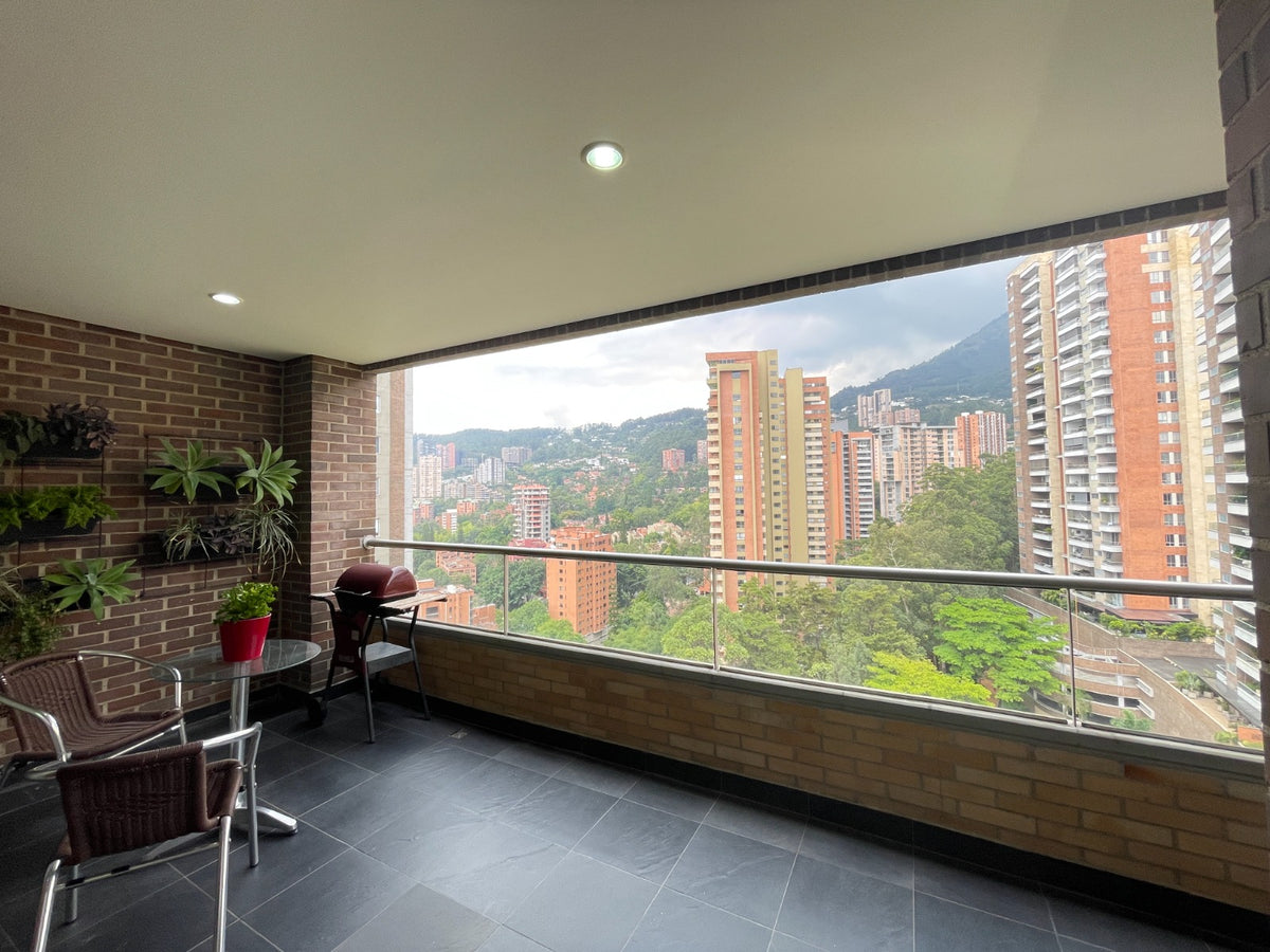 Apartamento con diseño contemporáneo en Loma de Las Santas, cerca a El Tesoro