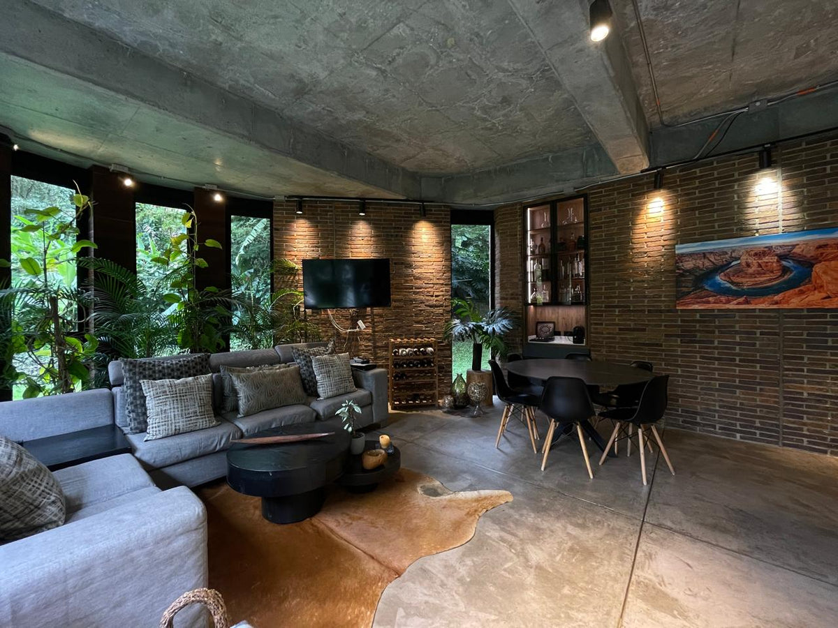 Apartamento Boutique con Zona verde Sector Loma El Tesoro 3 BR