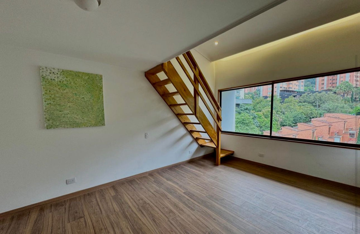 Apartment with excellent layout - Jacuzzi Poblado 4 BR