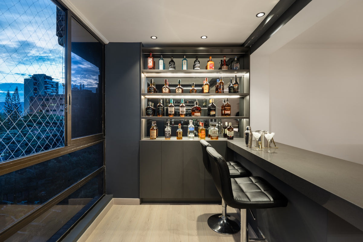 Remodeled Apartment with Terrace & Jacuzzi Sector Castropol 5 BR