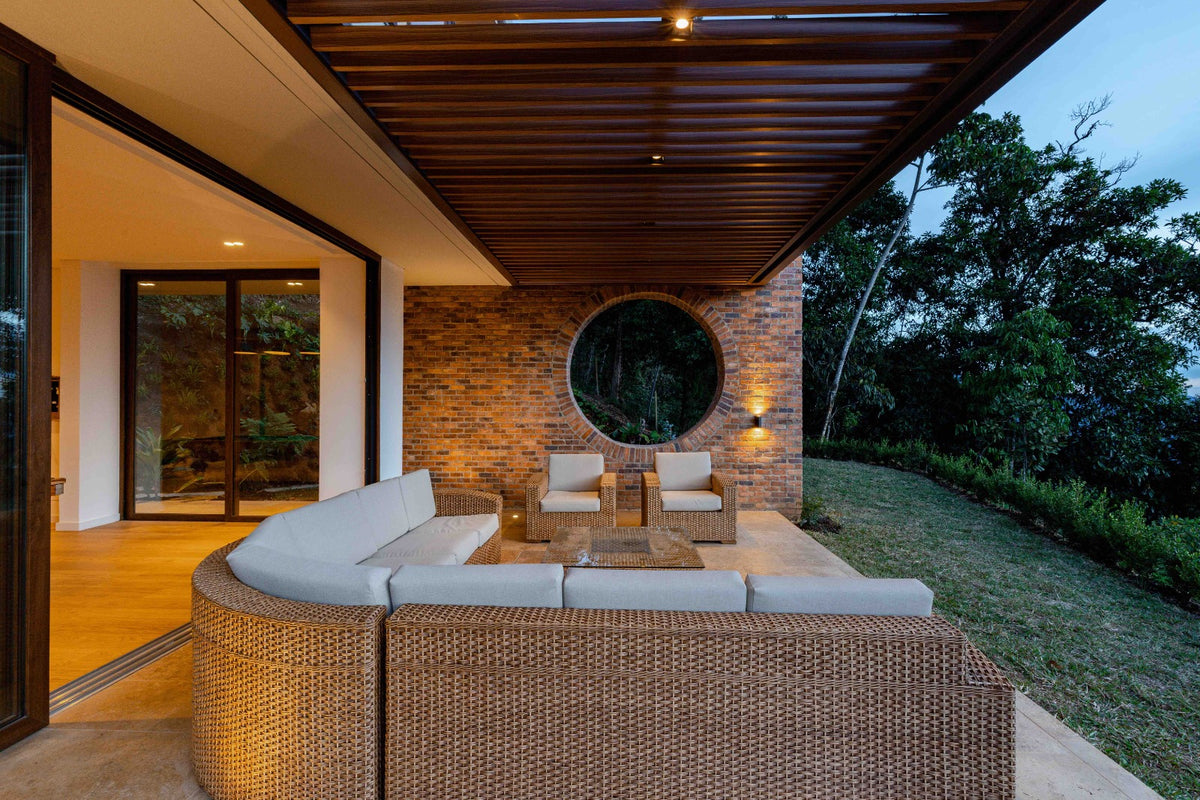 Casa de Lujo con Dos Viviendas en Las Palmas – Exclusividad, Naturaleza y Tecnología