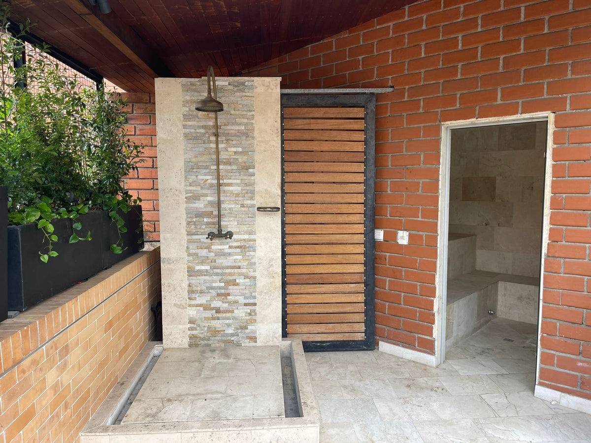 Penthouse Duplex con Rooftop, Jacuzzi & Turco Sector Provenza 3 BR