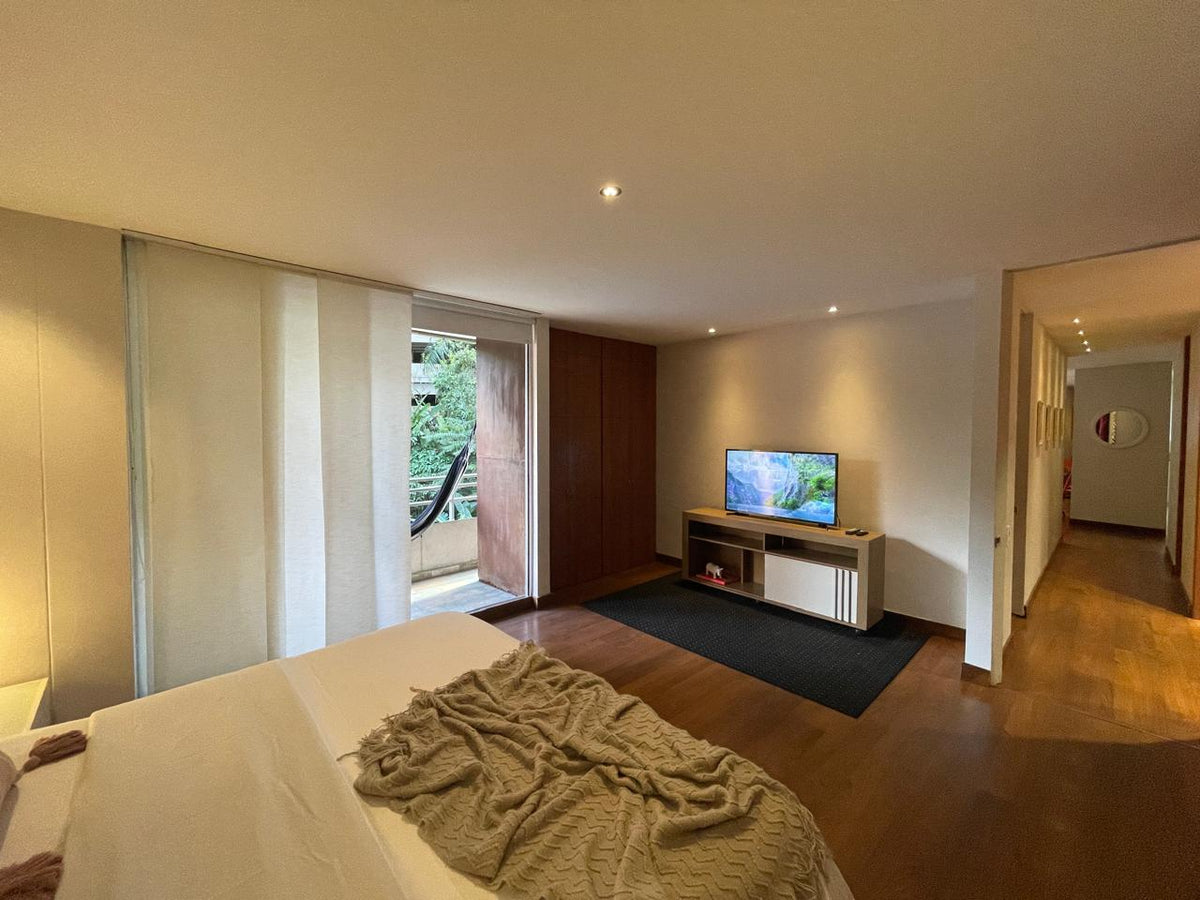 Apartamento con vista verde Sector El Tesoro 2 BR