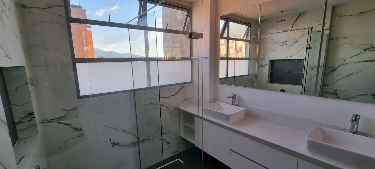 Apartment in El Poblado, 230 m² – High floor in the Lalinde sector