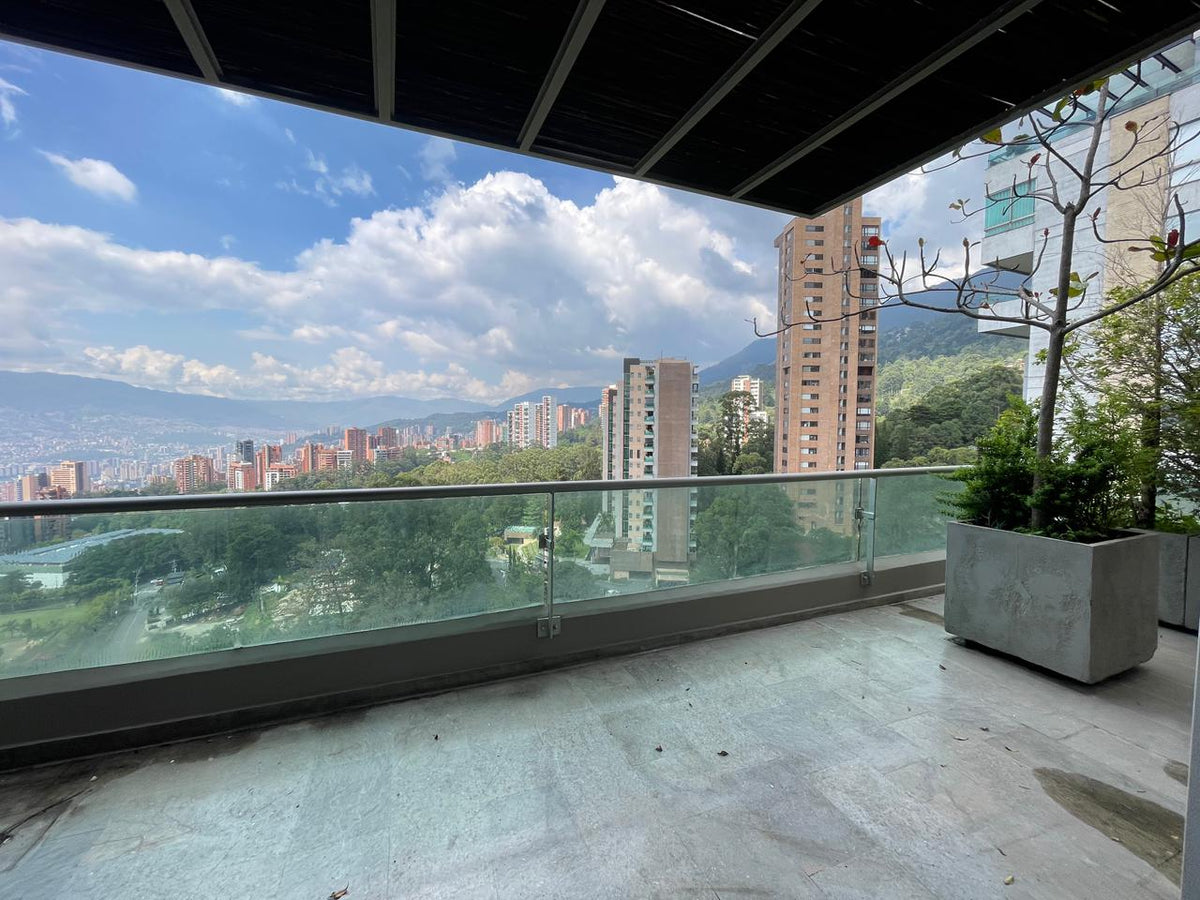 Penthouse Sector Los Balsos con terrazas 360° y vista panorámica
