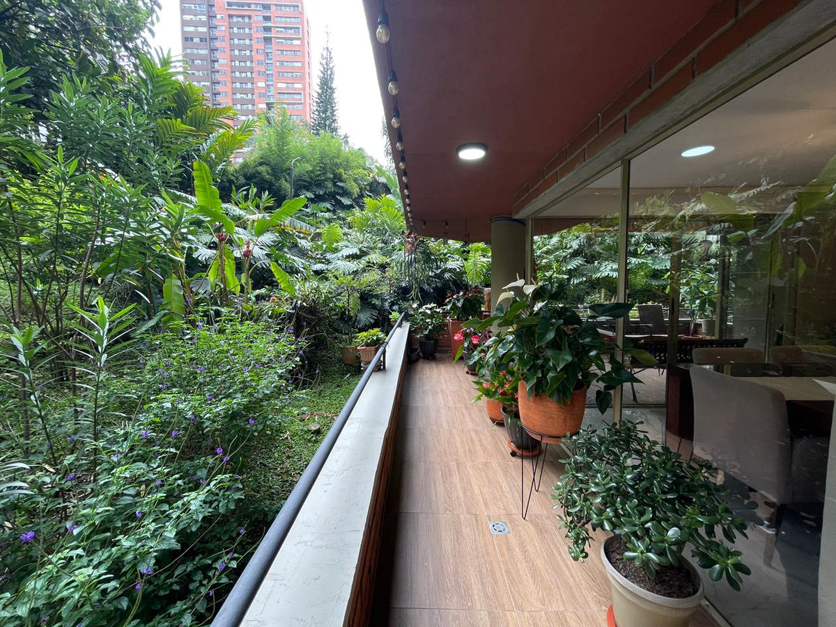 Apartamento sector Milla de Oro, El Poblado – 4 habitaciones