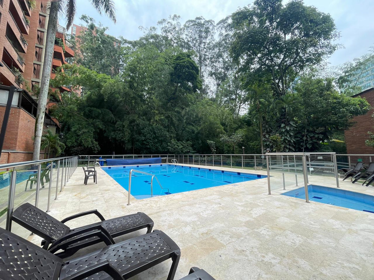 Apartamento sector Milla de Oro, El Poblado – 4 habitaciones