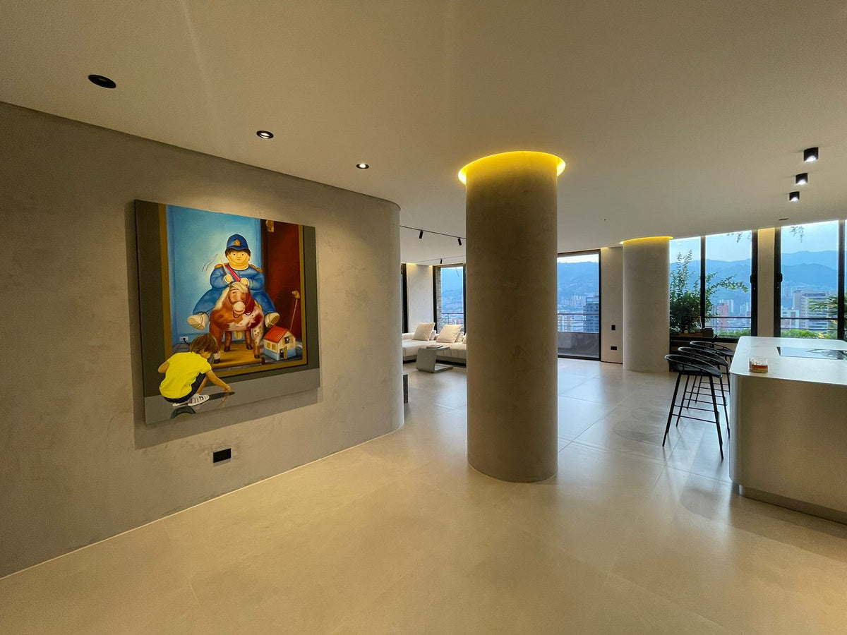 Apartamento Amoblado en El Poblado con Espectacular Terraza y Vista
