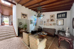 Casa de campo en la ciudad para Remodelar con Gran Lote de 1.155 m² en El Poblado