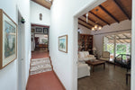Casa de campo en la ciudad para Remodelar con Gran Lote de 1.155 m² en El Poblado