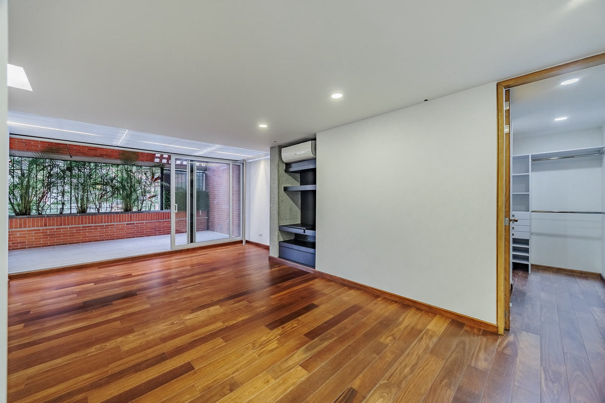 Apartamento de 167 m² con terrazas, estudio y cocina abierta en La Florida, El Poblado