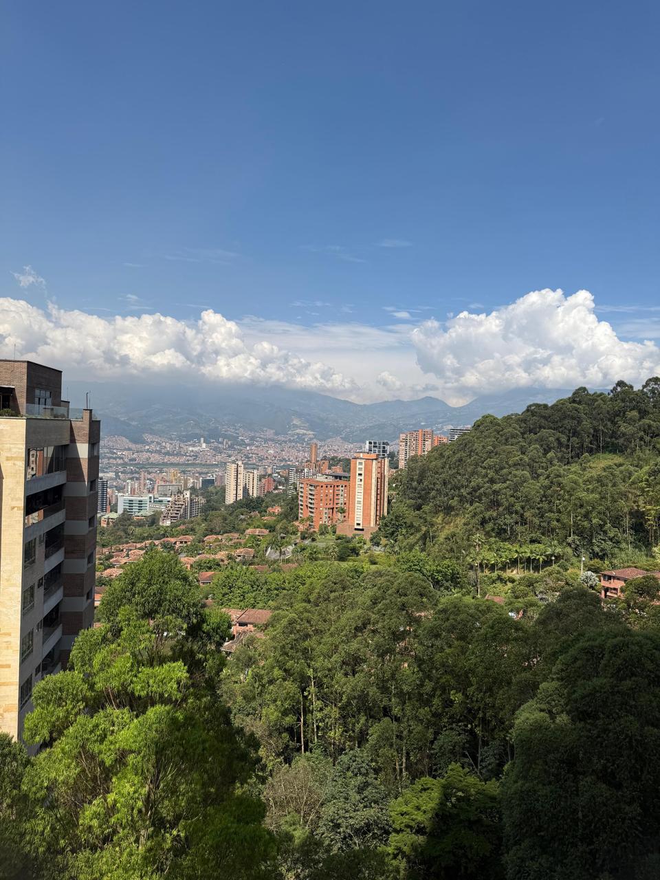 Apartamento con increíble vista en Cola del Zorro, El Poblado | 173,18 m²